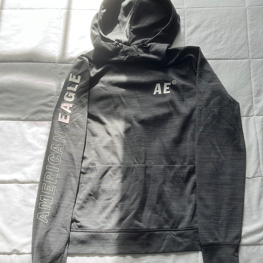 Gray American Eagle hooded shirt